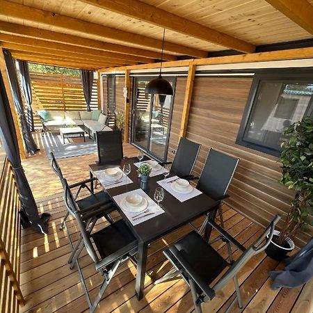 Mobile Home La Vida Біоград-на-Мору Екстер'єр фото