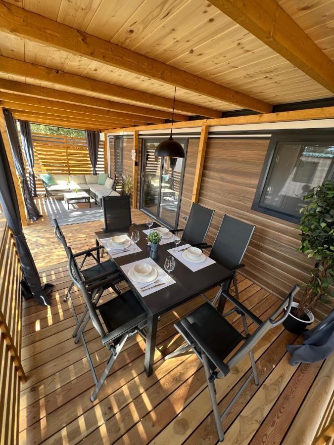 Mobile Home La Vida Біоград-на-Мору Екстер'єр фото